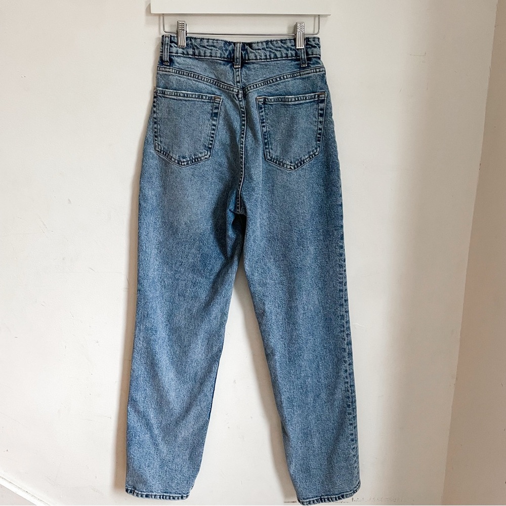 H&M 90s High Rise Straight Jeans - Picture 2 of 3